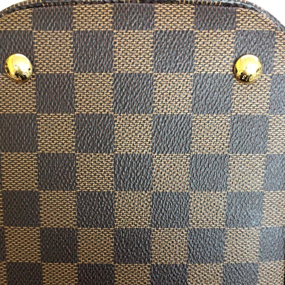 Louis Vuitton Kensington Tote - Picture 9 of 13